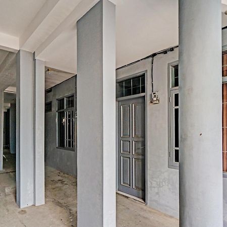 Oyo Life 91592 Aaliya Guest House Syariah Lebakwangi Exterior foto
